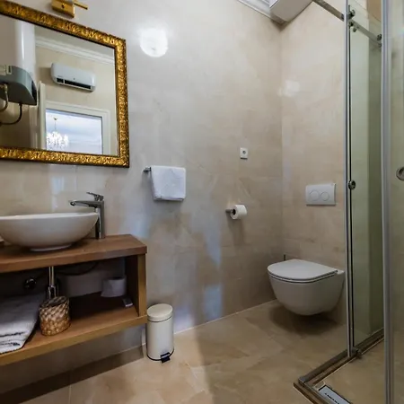 San Mihael Luxury 1 بيت ضيافة