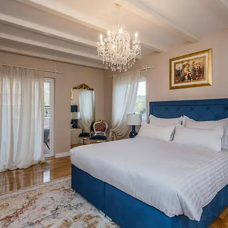 San Mihael Luxury 1 بيت ضيافة دوغوبولج