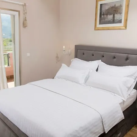 Гостьовий будинок San Mihael Luxury 1